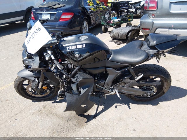 Yamaha Yzfr7 2024 JYARM38E5RA010975 Image 13