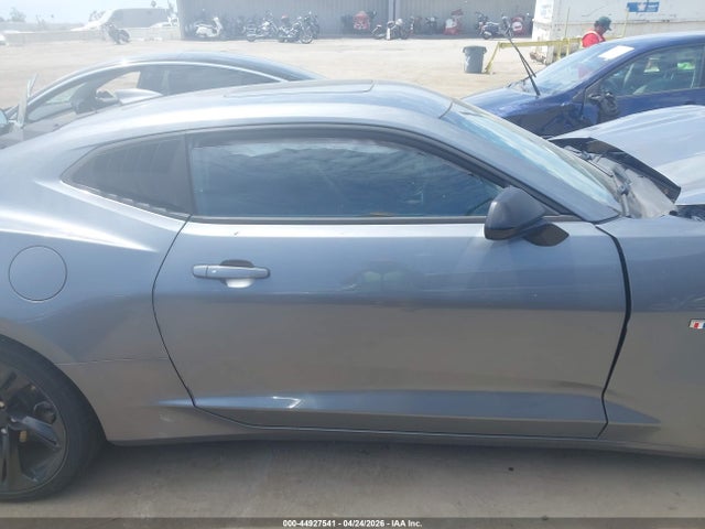 1G1FA1RS8L0105903 Chevrolet Camaro Rwd 1lt