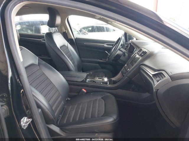 Продажа на аукционе авто 2017 Ford Fusion Se, vin: 3FA6P0HD7HR408610, номер лота: 44927580