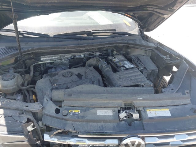 44927583 :رقم المزاد ، 3VV1B7AX1MM003531 vin ، 2021 Volkswagen Tiguan 2.0t S مزاد بيع
