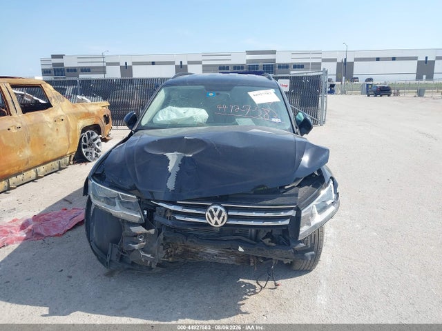 44927583 :رقم المزاد ، 3VV1B7AX1MM003531 vin ، 2021 Volkswagen Tiguan 2.0t S مزاد بيع