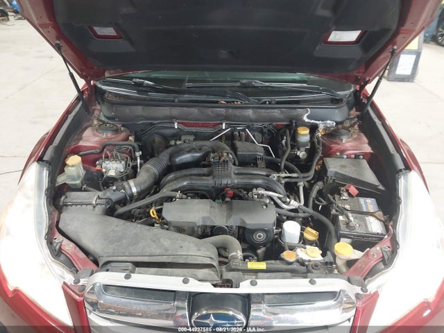 44927585 :رقم المزاد ، 4S4BRBCC3D3301300 vin ، 2013 Subaru Outback 2.5i Premium مزاد بيع