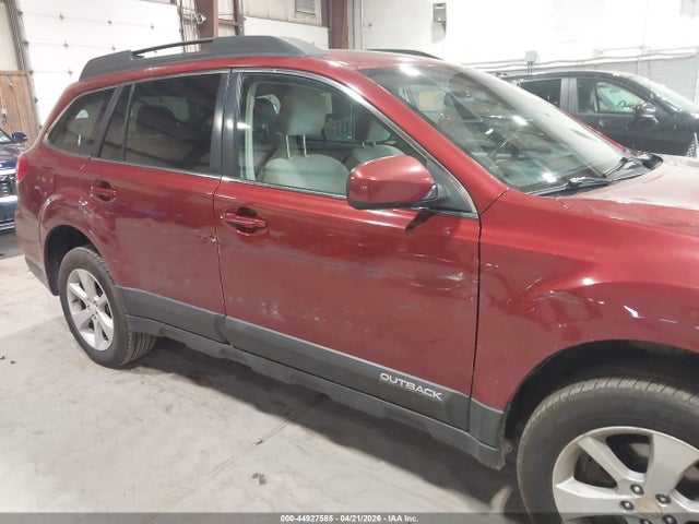 44927585 :رقم المزاد ، 4S4BRBCC3D3301300 vin ، 2013 Subaru Outback 2.5i Premium مزاد بيع