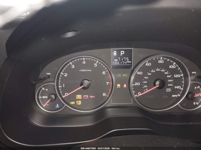 44927585 :رقم المزاد ، 4S4BRBCC3D3301300 vin ، 2013 Subaru Outback 2.5i Premium مزاد بيع