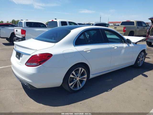 44927588 :رقم المزاد ، 55SWF4JB8FU079250 vin ، 2015 Mercedes-benz C 300 مزاد بيع