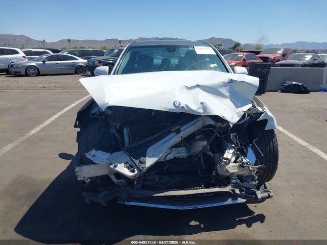 44927588 :رقم المزاد ، 55SWF4JB8FU079250 vin ، 2015 Mercedes-benz C 300 مزاد بيع