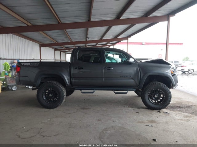 3TMCZ5AN8KM239953 Toyota Tacoma Trd Off Road