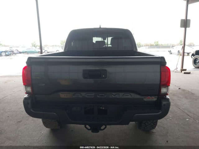 3TMCZ5AN8KM239953 Toyota Tacoma Trd Off Road