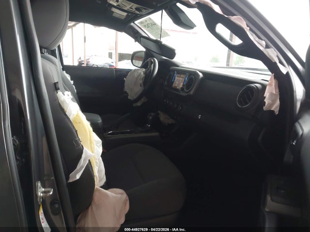 3TMCZ5AN8KM239953 Toyota Tacoma Trd Off Road