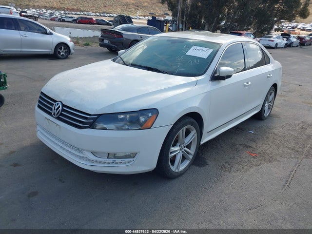 Продаж на аукціоні авто 2013 Volkswagen Passat 2.0l Tdi Se, vin: 1VWBN7A35DC029183, номер лоту: 44927632