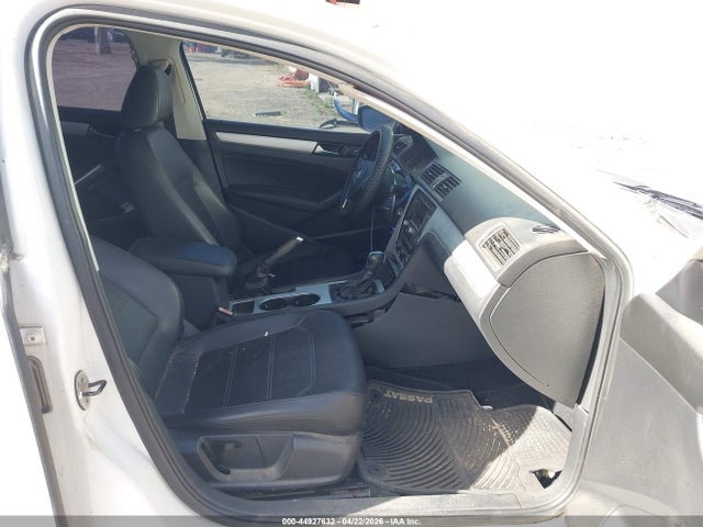 Продаж на аукціоні авто 2013 Volkswagen Passat 2.0l Tdi Se, vin: 1VWBN7A35DC029183, номер лоту: 44927632