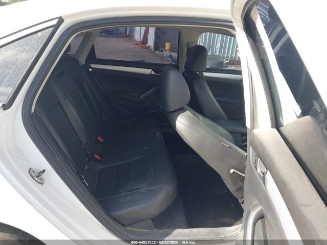 Продаж на аукціоні авто 2013 Volkswagen Passat 2.0l Tdi Se, vin: 1VWBN7A35DC029183, номер лоту: 44927632