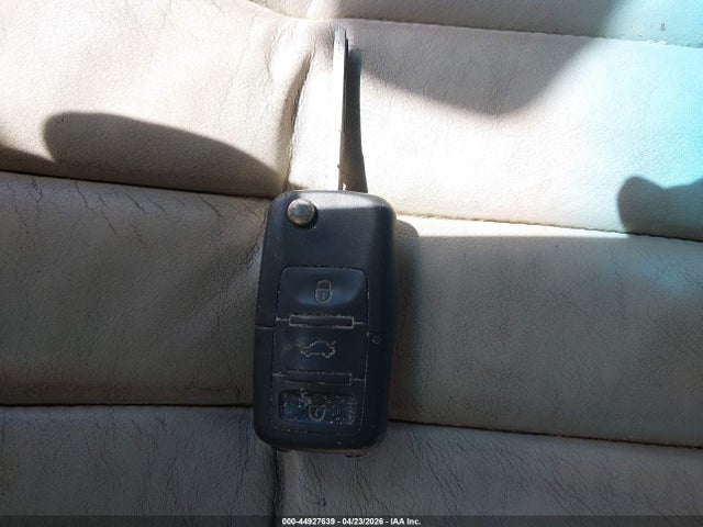 Продажа на аукционе авто 1998 Audi A8 4.2, vin: WAUBG74D9WN005099, номер лота: 44927639