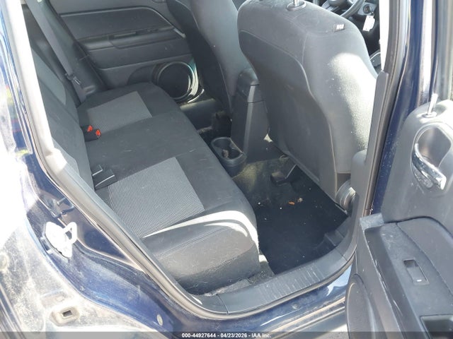 44927644 :رقم المزاد ، 1C4NJDBB6GD756296 vin ، 2016 Jeep Compass Sport مزاد بيع