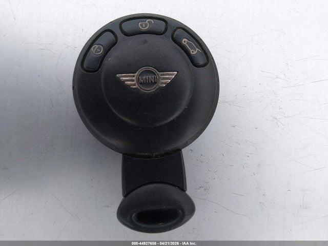 Продаж на аукціоні авто 2011 Mini Cooper, vin: WMWSU3C52BT253647, номер лоту: 44927658