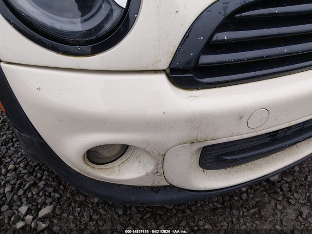 Продаж на аукціоні авто 2011 Mini Cooper, vin: WMWSU3C52BT253647, номер лоту: 44927658