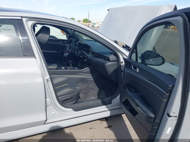 KNAG44J88T5446352 KIA K5 Gt