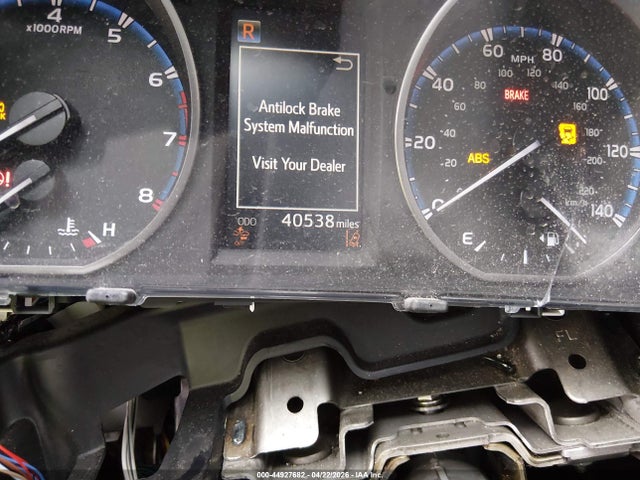 Toyota Rav4 Xle 2017 2T3RFREV6HW555637 Image 15