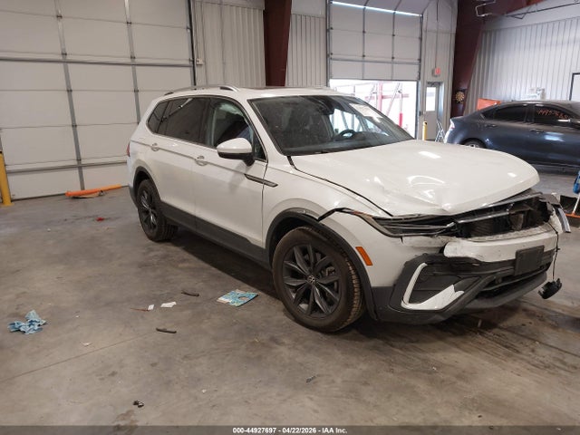 2023 Volkswagen Tiguan 2.0t Se მანქანა იყიდება აუქციონზე, vin: 3VVMB7AX4PM130789, აუქციონის ნომერი: 44927697
