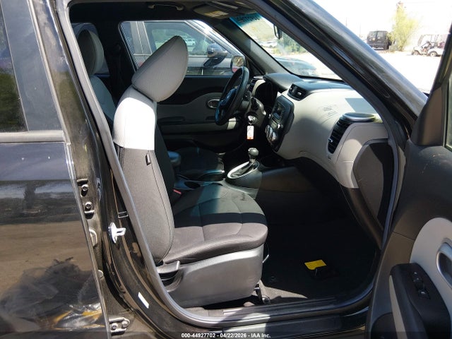 44927702 :رقم المزاد ، KNDJN2A2XE7745418 vin ، 2014 Kia Soul مزاد بيع