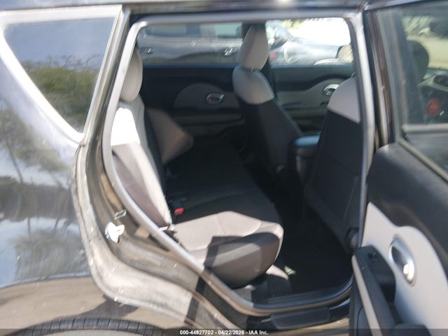 44927702 :رقم المزاد ، KNDJN2A2XE7745418 vin ، 2014 Kia Soul مزاد بيع