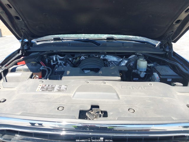 1GKS1FKC5JR275851 GMC Yukon Xl Sle