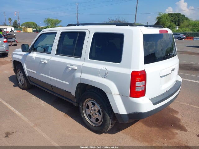 2016 Jeep Patriot Sport მანქანა იყიდება აუქციონზე, vin: 1C4NJPBA5GD651564, აუქციონის ნომერი: 44927750