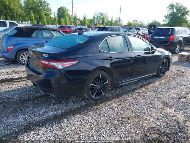 44927758 :رقم المزاد ، 4T1BZ1HK9JU015399 vin ، 2018 Toyota Camry Xse V6 مزاد بيع