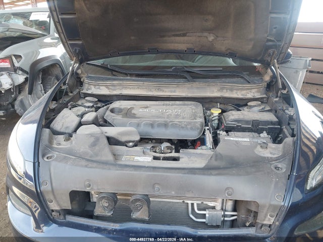 44927769 :رقم المزاد ، 1C4PJLCB4JD524398 vin ، 2018 Jeep Cherokee Latitude Fwd مزاد بيع