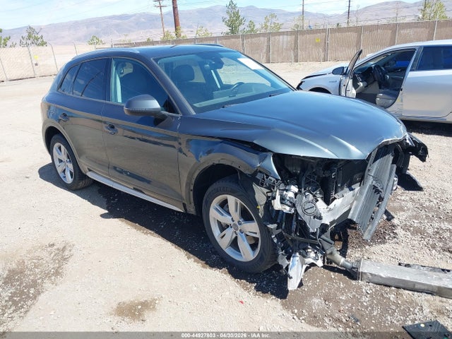 44927803 :رقم المزاد ، WA1ANAFY2J2011963 vin ، 2018 Audi Q5 2.0t Premium/2.0t Tech Premium مزاد بيع