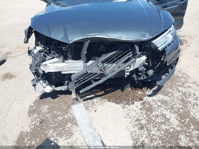 Продажа на аукционе авто 2018 Audi Q5 2.0t Premium/2.0t Tech Premium, vin: WA1ANAFY2J2011963, номер лота: 44927803