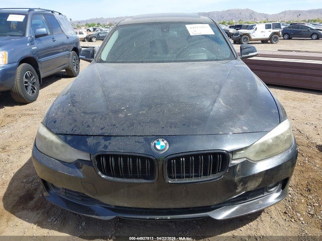 44927813 :رقم المزاد ، WBA3C1C59DF435410 vin ، 2013 Bmw 328i مزاد بيع