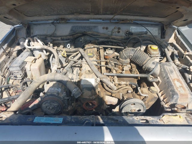 44927821 :رقم المزاد ، 1J4FF48S51L589532 vin ، 2001 Jeep Cherokee Sport مزاد بيع