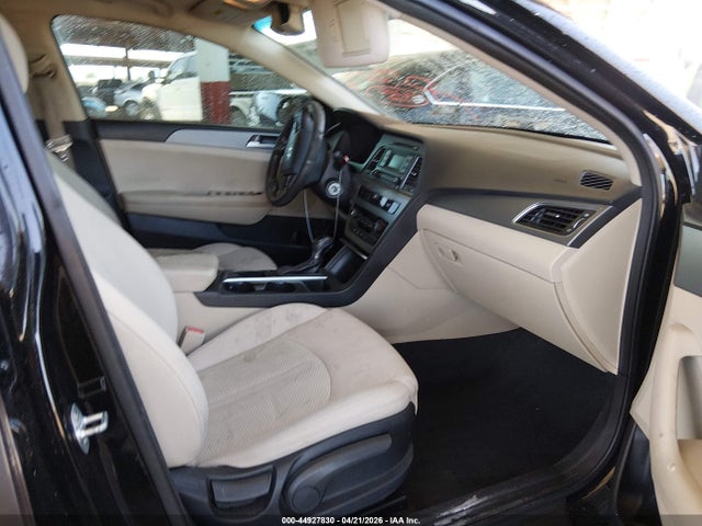 Продажа на аукционе авто 2015 Hyundai Sonata Se, vin: 5NPE24AF2FH122784, номер лота: 44927830