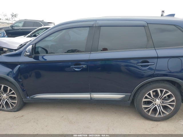 Mitsubishi Outlander Se 2018 JA4AD3A3XJZ006009 Image 14