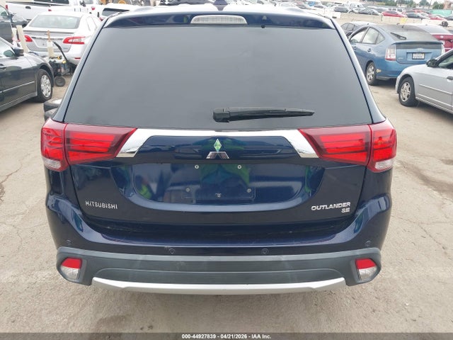Mitsubishi Outlander Se 2018 JA4AD3A3XJZ006009 Image 16