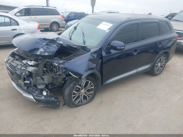 Mitsubishi Outlander Se 2018 JA4AD3A3XJZ006009 Image 2