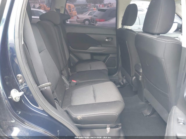 Mitsubishi Outlander Se 2018 JA4AD3A3XJZ006009 Image 8