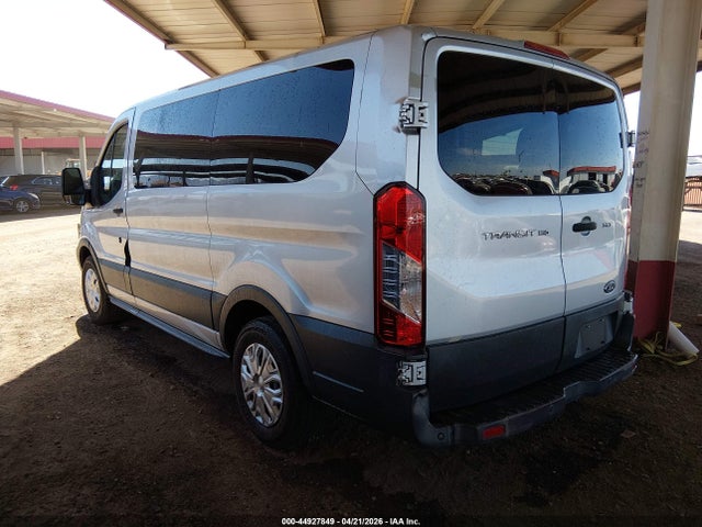 1FMZK1ZM5FKB33181 Ford Transit-150 Xlt