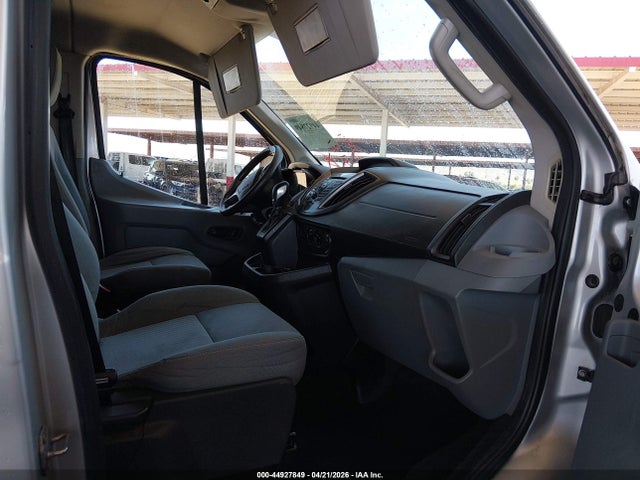 1FMZK1ZM5FKB33181 Ford Transit-150 Xlt