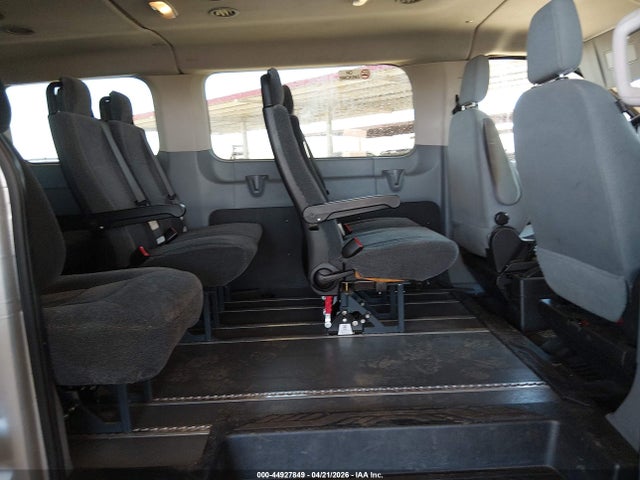 1FMZK1ZM5FKB33181 Ford Transit-150 Xlt