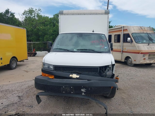 Chevrolet Express Cutaway Work Van 2021 1GB0GRFP7M1285241 Image 14