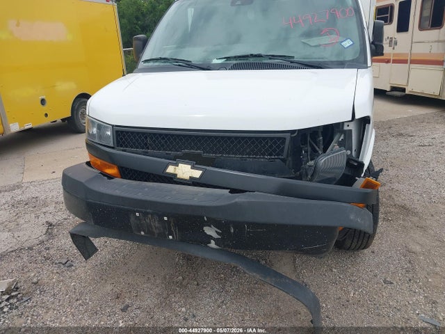 Chevrolet Express Cutaway Work Van 2021 1GB0GRFP7M1285241 Image 11