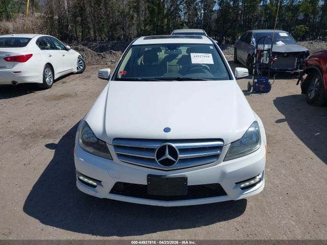 44927918 :رقم المزاد ، WDDGF8AB0DG085033 vin ، 2013 Mercedes-benz C 300 Sport 4matic مزاد بيع