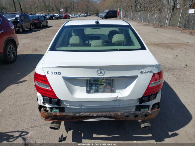 44927918 :رقم المزاد ، WDDGF8AB0DG085033 vin ، 2013 Mercedes-benz C 300 Sport 4matic مزاد بيع
