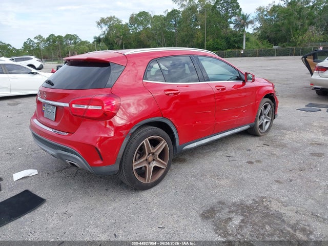 44927954 :رقم المزاد ، WDCTG4EBXFJ110478 vin ، 2015 Mercedes-benz Gla 250 مزاد بيع