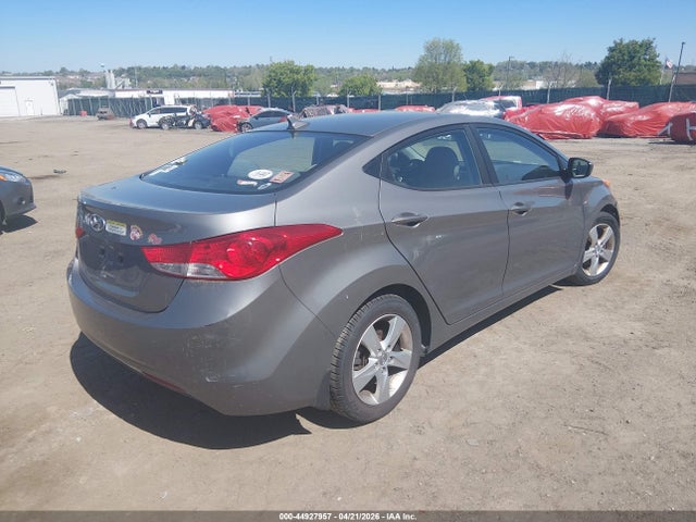 44927957 :رقم المزاد ، 5NPDH4AE6DH393409 vin ، 2013 Hyundai Elantra Gls مزاد بيع