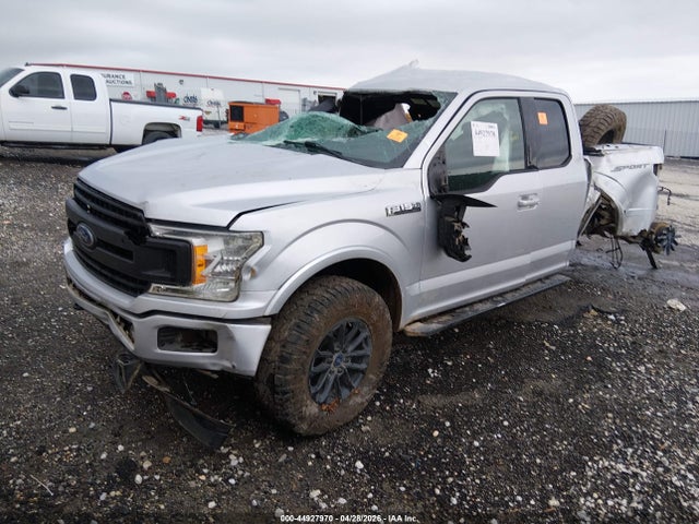 44927970 :رقم المزاد ، 1FTEX1EP1JKD80825 vin ، 2018 Ford F150 Super Cab مزاد بيع