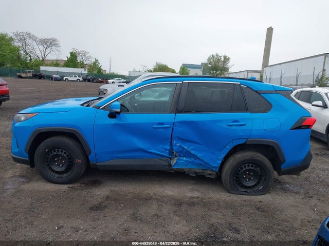 Toyota RAV4 LE 2019 2T3G1RFV1KC028831 Image 14