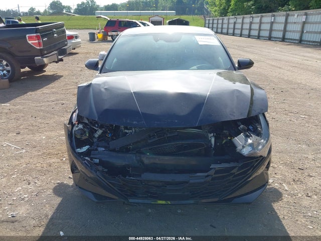 44928063 :رقم المزاد ، 5NPLS4AG9PH109743 vin ، 2023 Hyundai Elantra Sel مزاد بيع